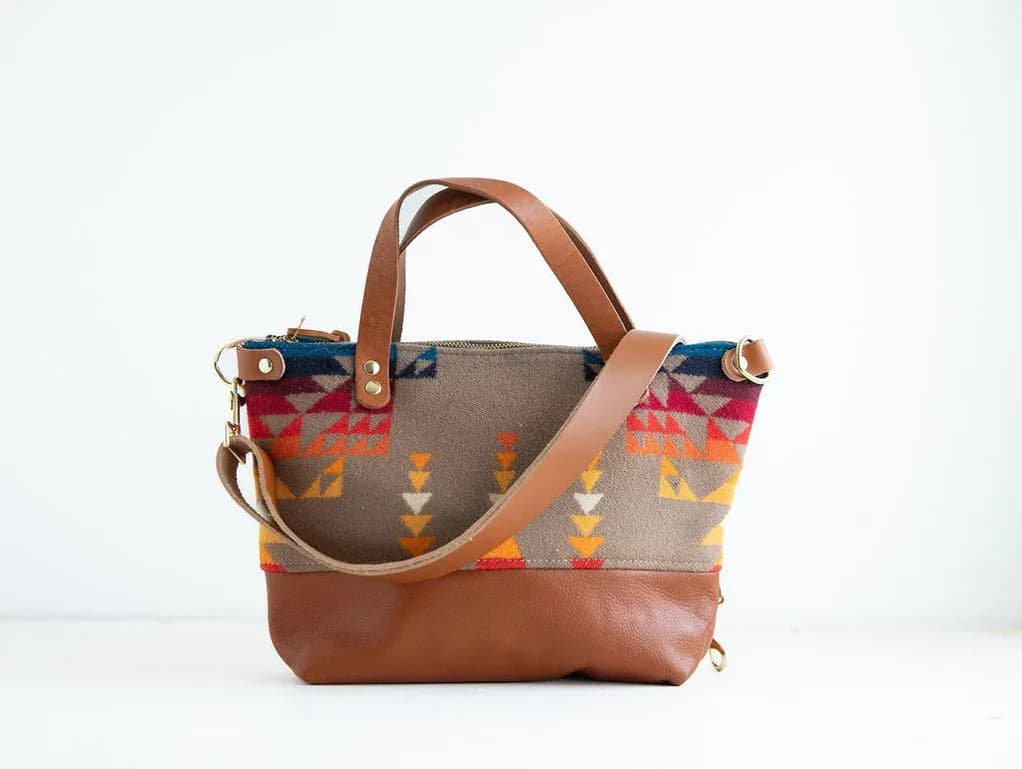 Bitsy Purse in Pilot Rock Wool image 2