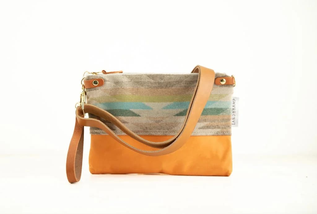3-in-1 Wristlet in Summerland Wool image 2