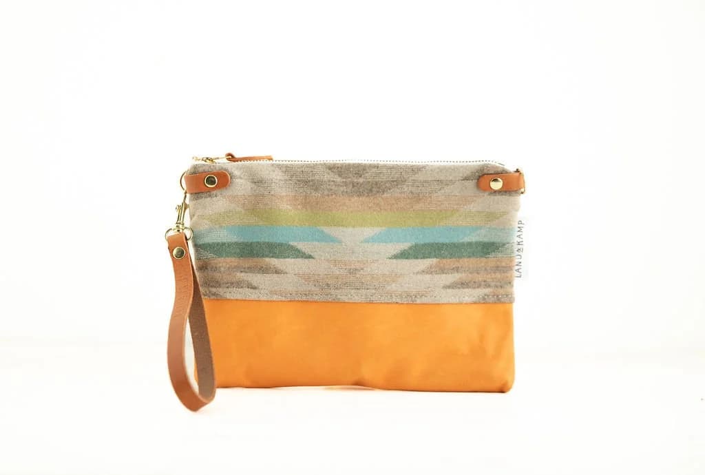 3-in-1 Wristlet in Summerland Wool image 1