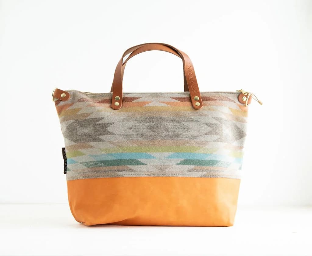 Crossbody Purse in Summerland Wool image 3